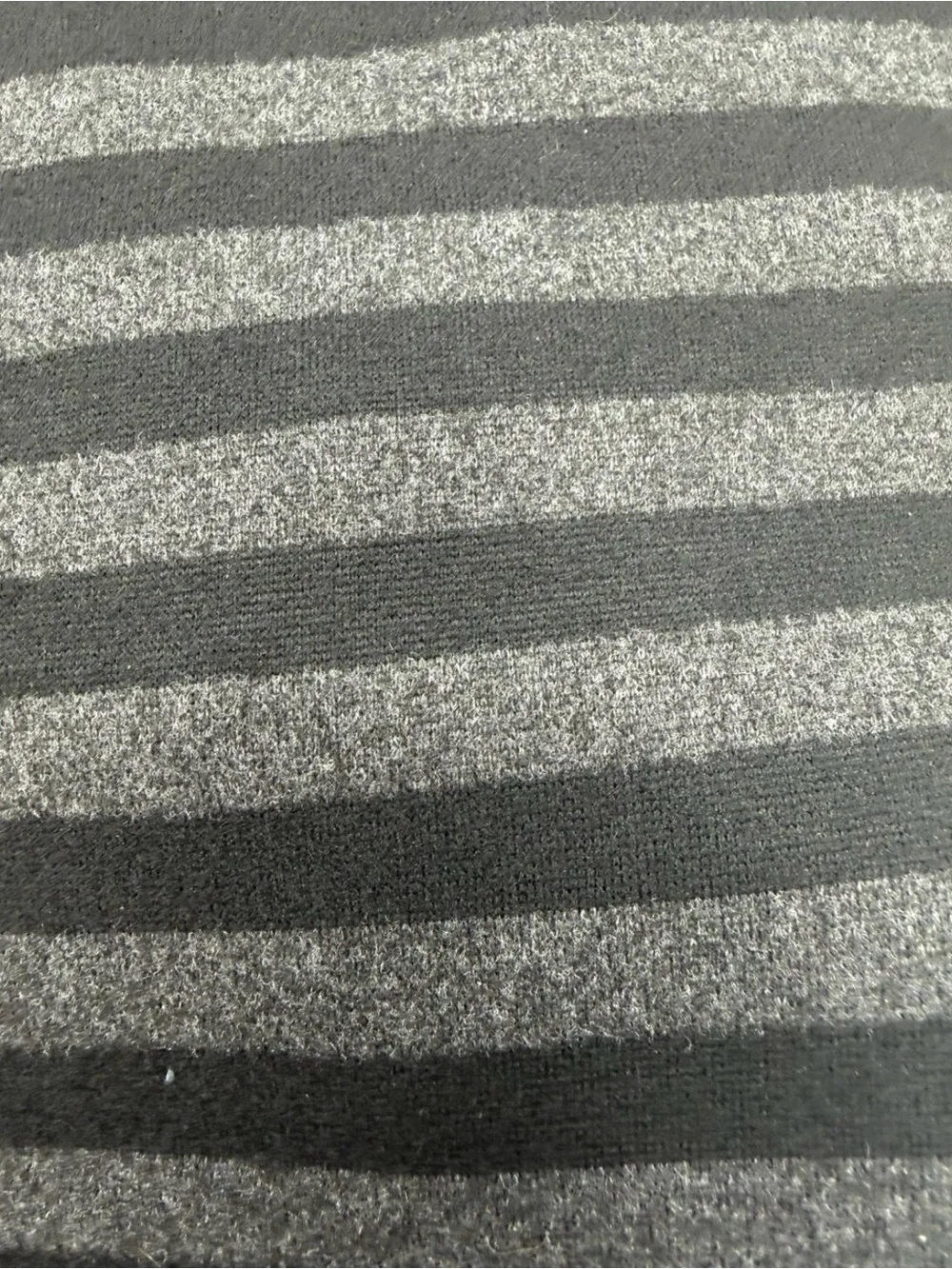 N/A classic crewneck